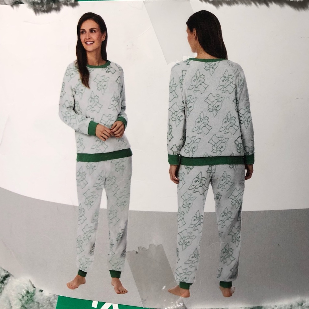 Women 2-pieces jogger Green lounge set Starwars$ Mandalorian